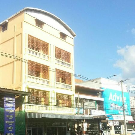 Cube Hostel Krabi Exterior photo