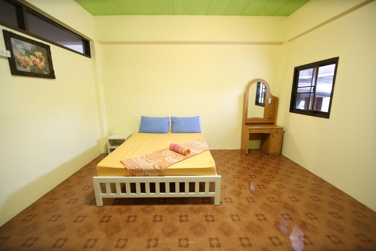 Cube Hostel Krabi Exterior photo