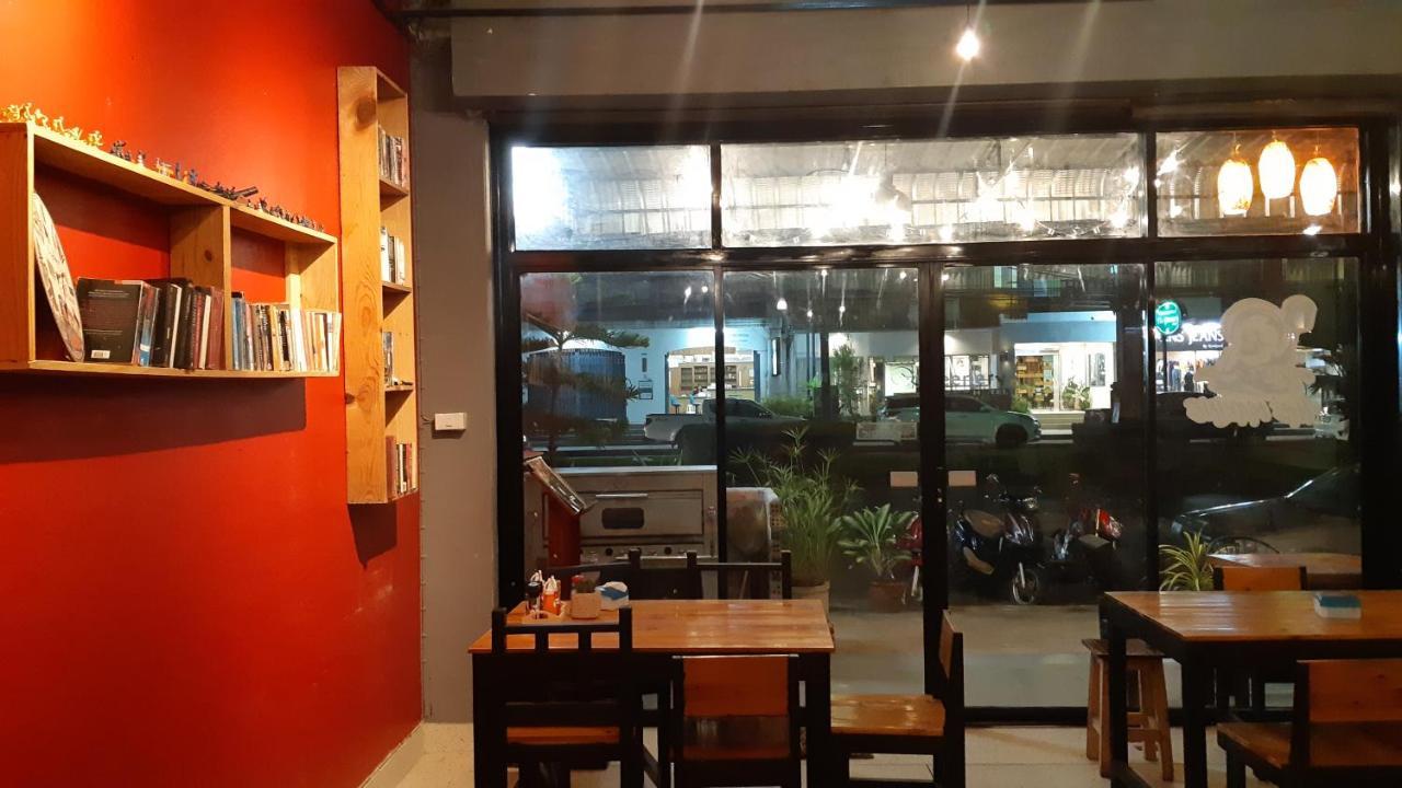 Cube Hostel Krabi Exterior photo
